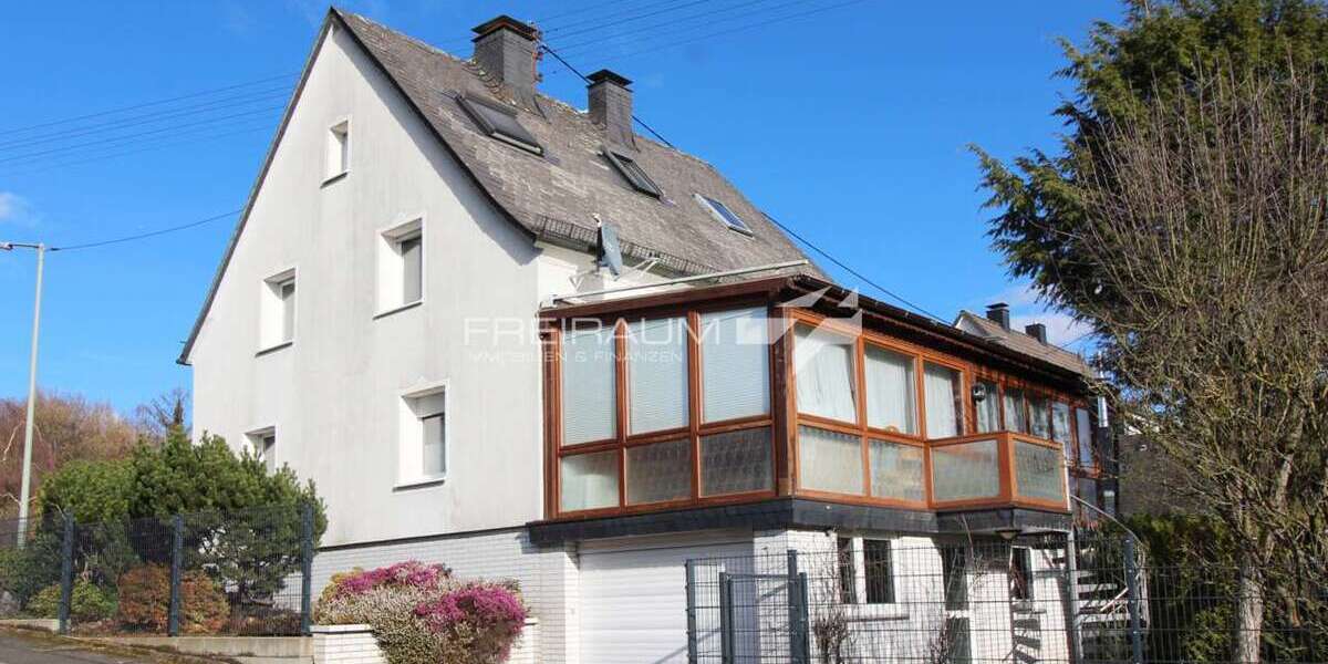 Einfamilienhaus Kreuztal - 8 Zimmer, 136 m&sup2;, 298.000&euro; | Angebot:26145150