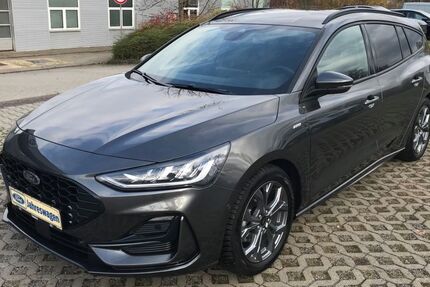 Ford Focus 16.043 km 29.590 &euro; Glauchau 08371