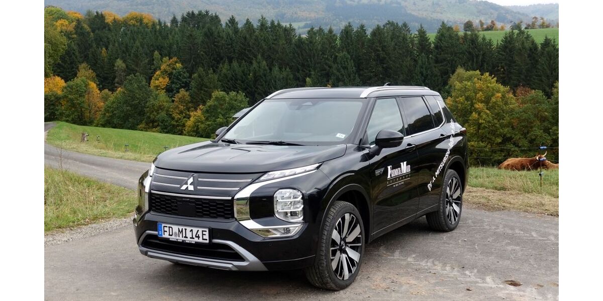 Mitsubishi Outlander 1.500 km 55.990 &euro; Fulda 36043