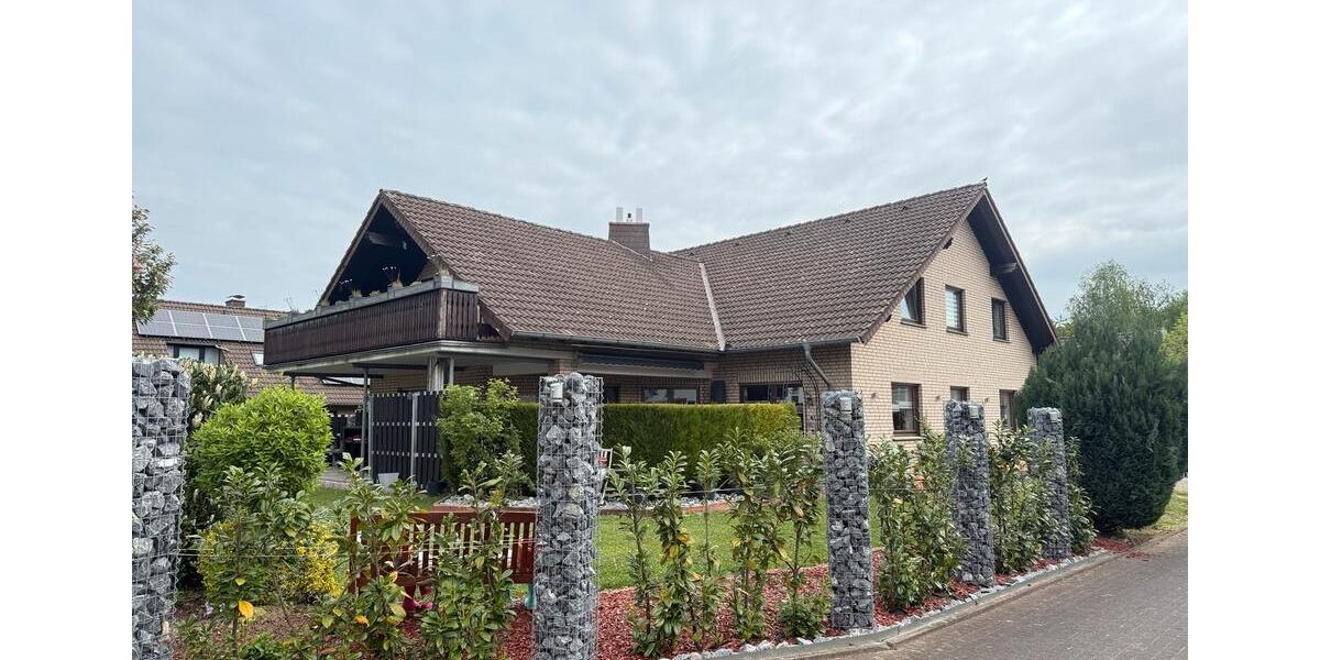 Dachgeschoßwohnung Bad Driburg - 4 Zimmer, 105 m&sup2;, 700&euro; | Angebot:26424603