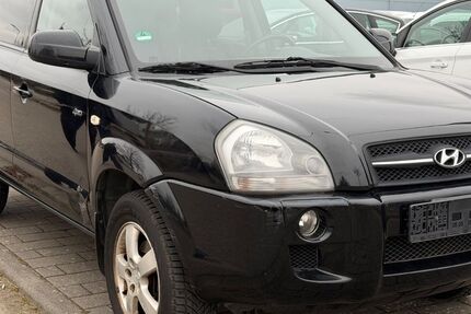 Hyundai TUCSON 208.213 km 4.590 &euro; Mainz - Mombach 55120