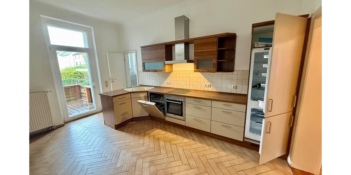HORN IMMOBILIEN++ Neubrandenburg, charmante 3-Raum ETW im EG mit großer Terrasse, EBK und großem Bad - Erdgeschoßwohnung Neubrandenburg | Angebot:26780002