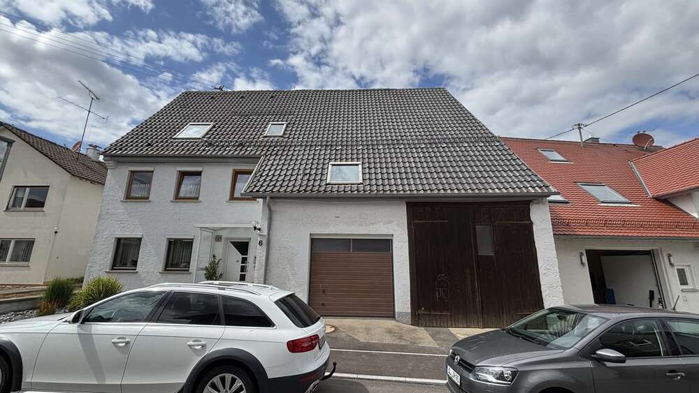 Haus zum Kaufen in Laichingen Machtolsheim 339.000 € 124 m² 7 zimmer