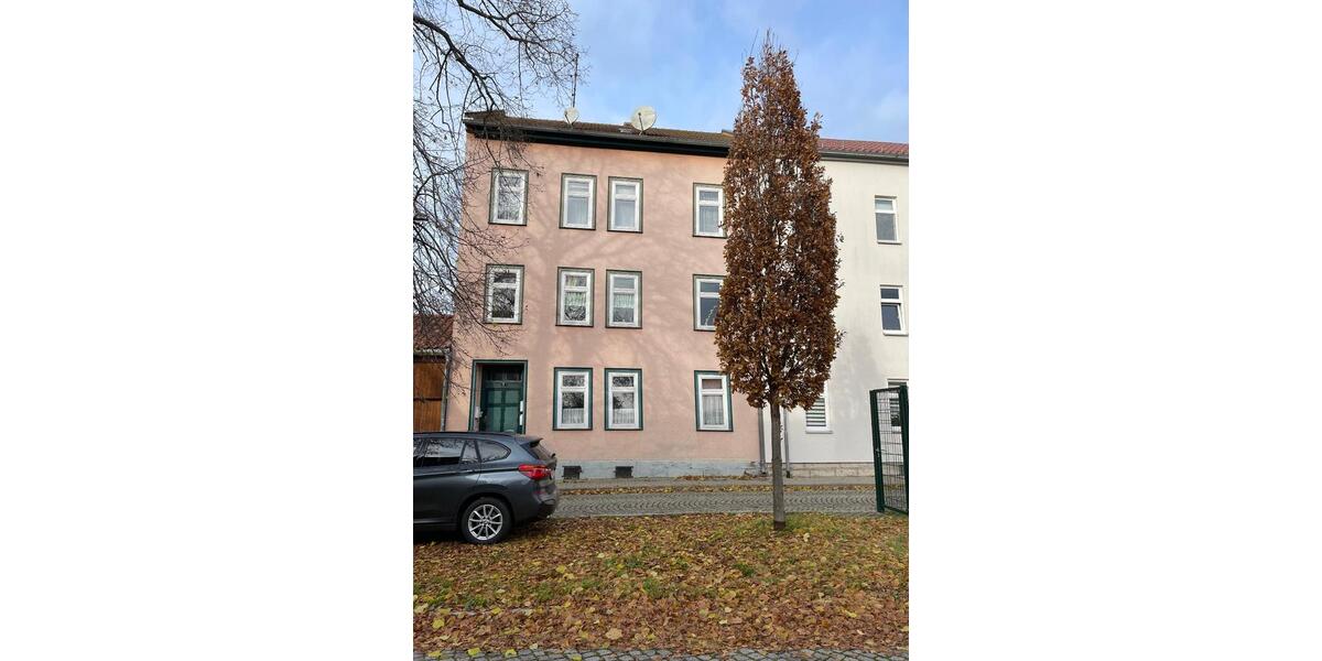 Reihenhaus Bad Langensalza - 14 Zimmer, 180 m&sup2;, 75.000&euro; | Angebot:26998450