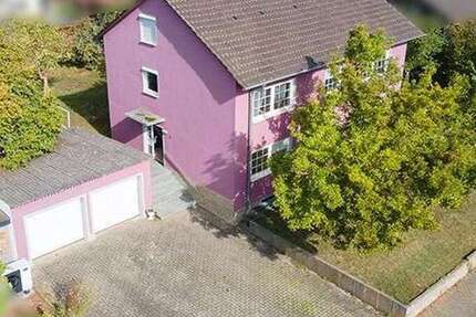 Haus zum Kaufen in Külsheim 368.000 € 185 m² 9 zimmer