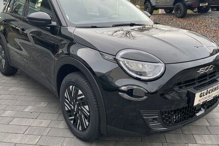 Fiat 600 8.195 km 29.950 &euro; Dresden 01109