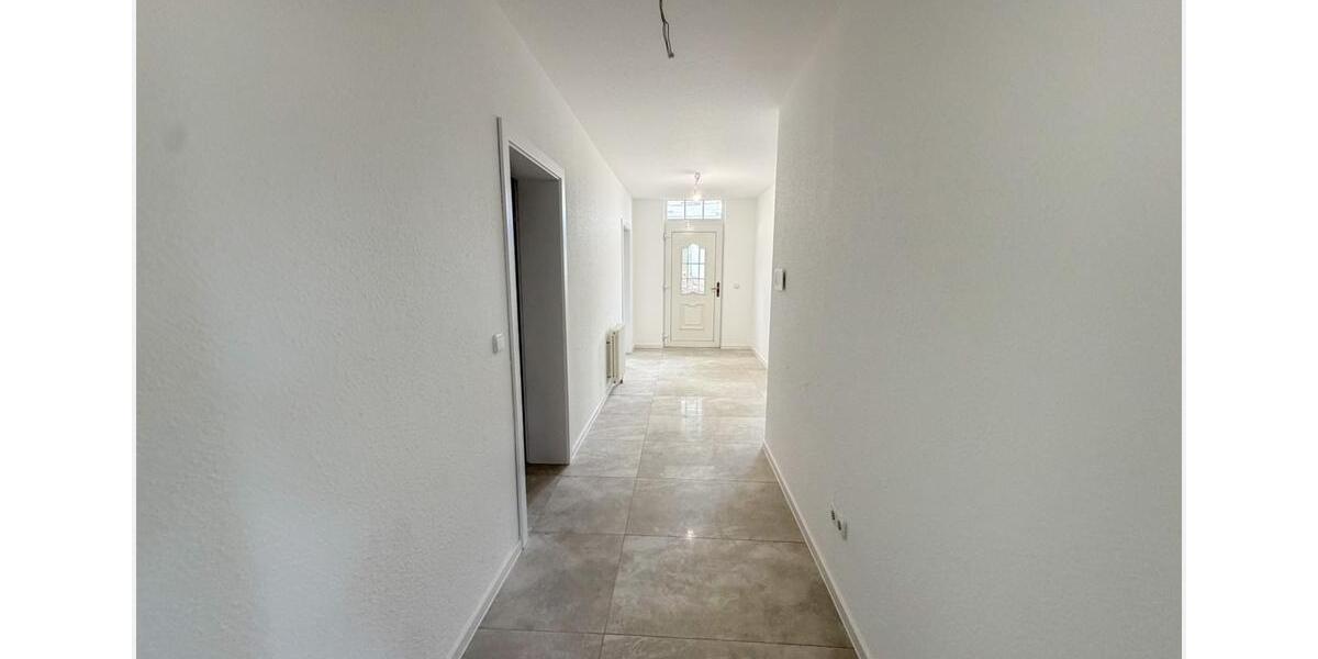 Etagenwohnung Mücke - 3.5 Zimmer, 110 m&sup2;, 1.100&euro; | Angebot:26233627
