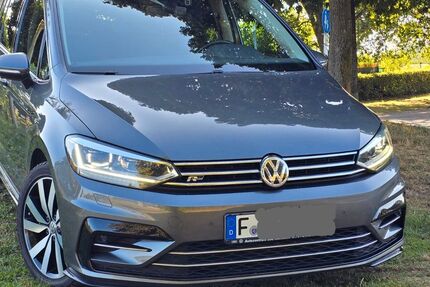 VW Touran 154.000 km 20.399 € Frankfurt am Main 60486