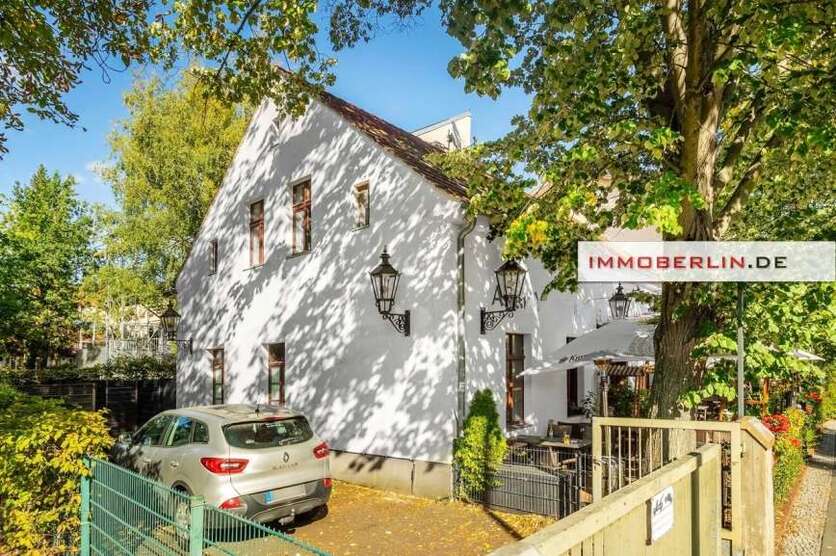 Haus zum Kaufen in Berlin 1.990.000 € 308 m²
