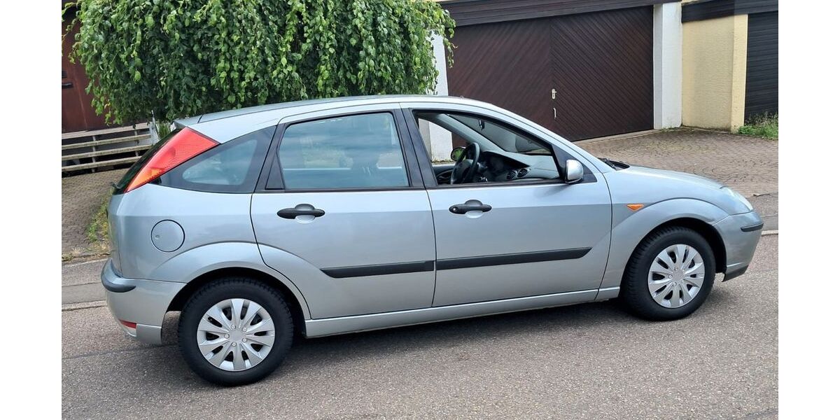 Ford Focus 60.000 km 3.500 &euro; Neckarsulm 74172