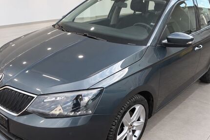 Skoda Fabia 85.769 km 8.999 &euro; Bad Salzuflen 32105