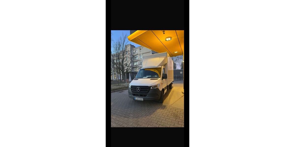 Mercedes-Benz Sprinter 180.000 km 22.999 &euro; Berlin 14167