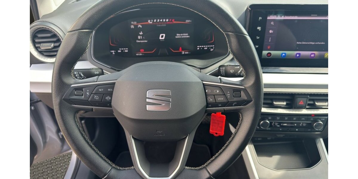 Seat Arona Style *Navi/SHZG/LED/Kamera/PDC/Parklenksyst 40.129 km 15.980 &euro; Bamberg 96052
