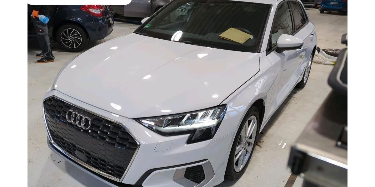 Audi A3 53.798 km 25.450 &euro; Steinbach-Hallenberg OT Herges-Hallenberg 98587