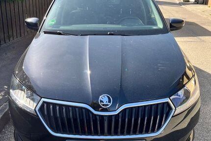 Skoda Fabia 21.000 km 16.200 &euro; Freiburg 79117