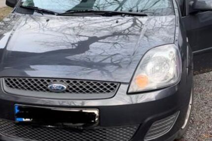 Ford Fiesta 55.500 km 3.400 &euro; Hamburg 20149