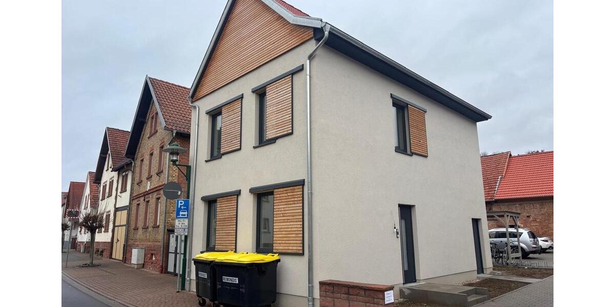 Einfamilienhaus Niedernberg - 3 Zimmer, 125 m&sup2;, 1.450&euro; | Angebot:23760571