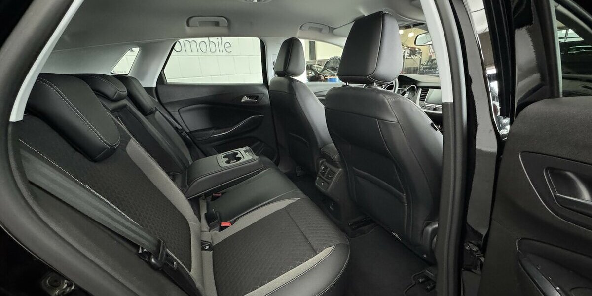 Opel Grandland 1.2 Turbo Innovation Navi Winterpaket 65.200 km 12.680 &euro; Lich 35423