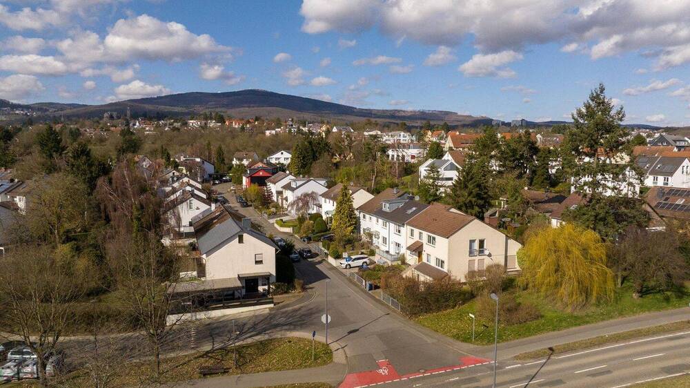 Reihenendhaus Kronberg - 6 Zimmer, 185 m&sup2;, 810.000&euro; | Angebot:26355993