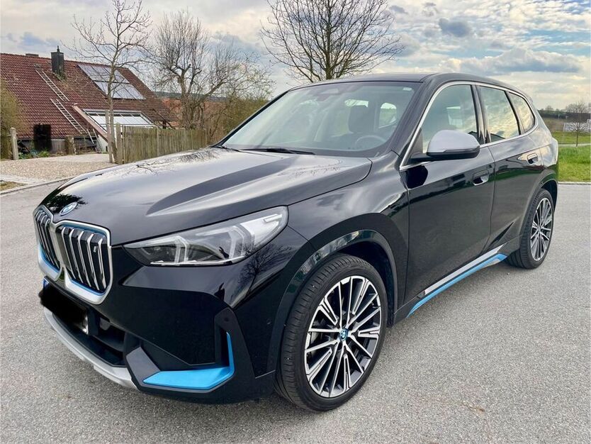 iX1