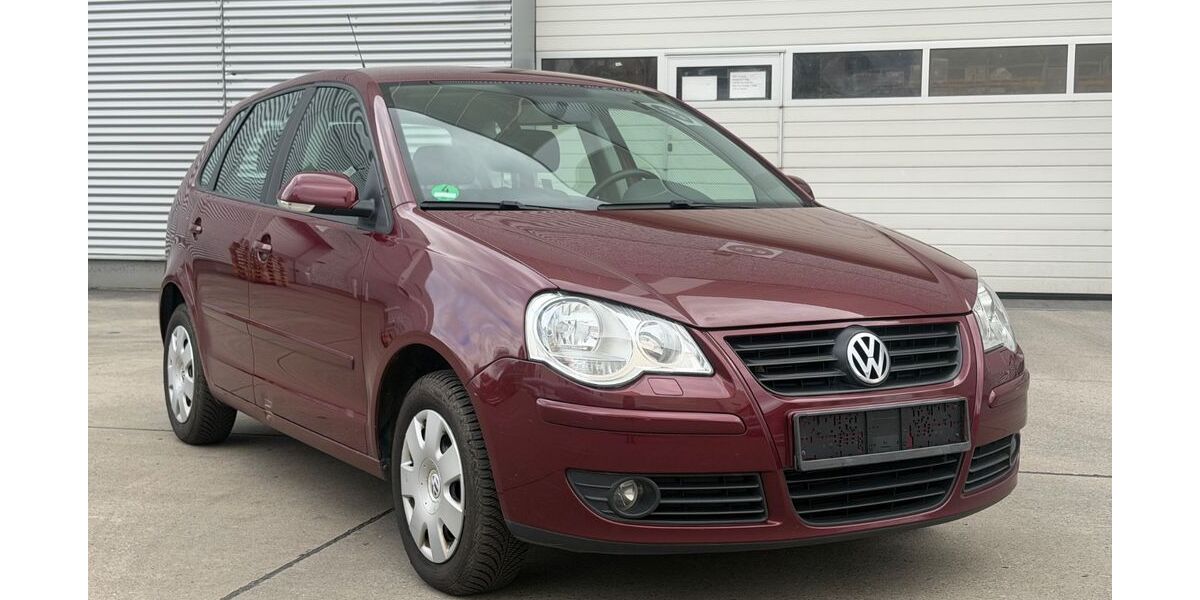 VW Polo 99.355 km 4.890 &euro; Mainz - Mombach 55120