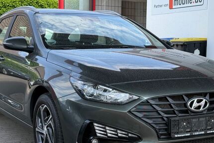 Hyundai i30 111.000 km 10.999 &euro; Euskirchen 53879