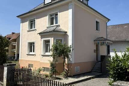 Haus Bad Camberg - 5 Zimmer, 120 m&sup2;, 1.200&euro; | Angebot:27144084