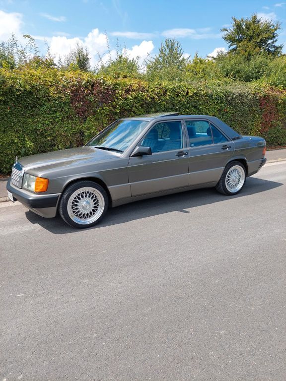 Mercedes-Benz 190 71.468 km 9.500 € Rannungen 97517