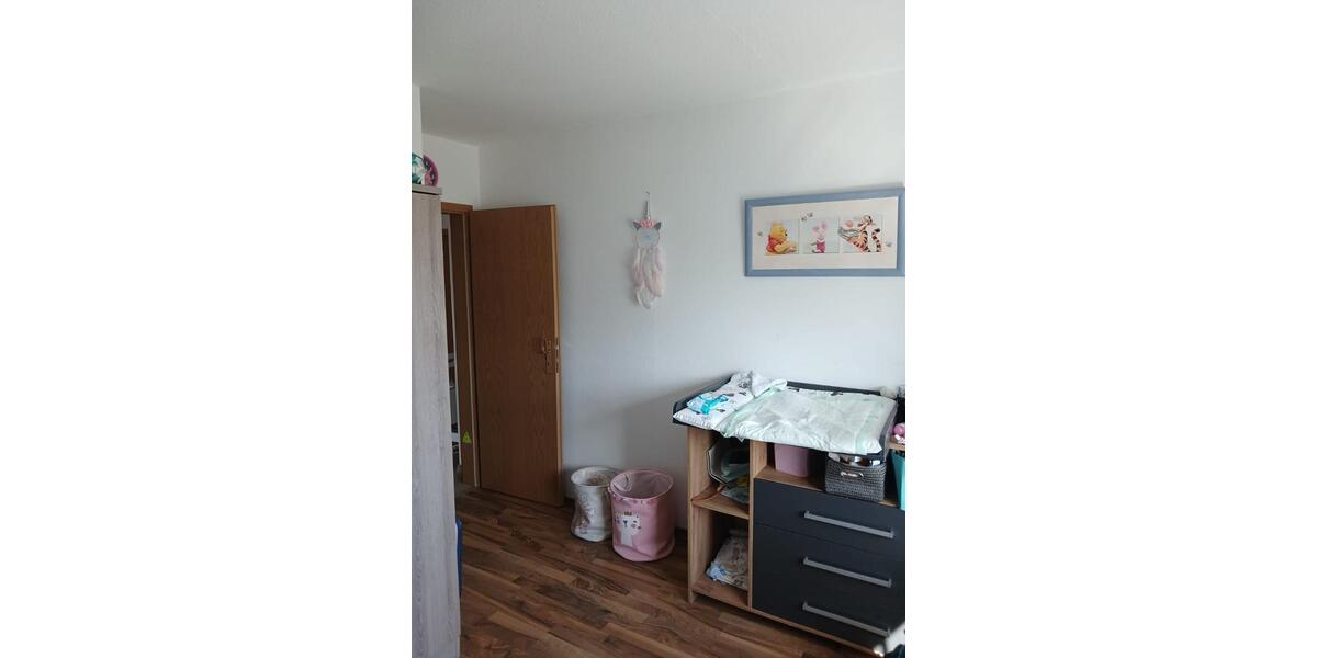 Dachgeschoßwohnung Hage - 3 Zimmer, 80 m&sup2;, 650&euro; | Angebot:26386036