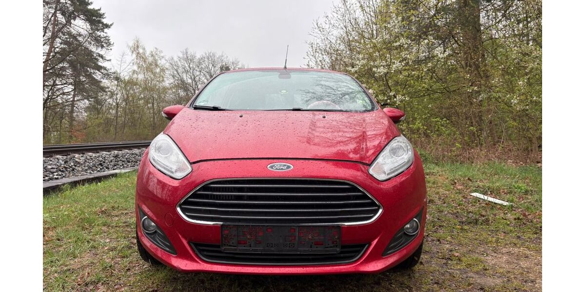 Ford Fiesta 158.400 km 5.100 &euro; Lauf an der Pegnitz 91207