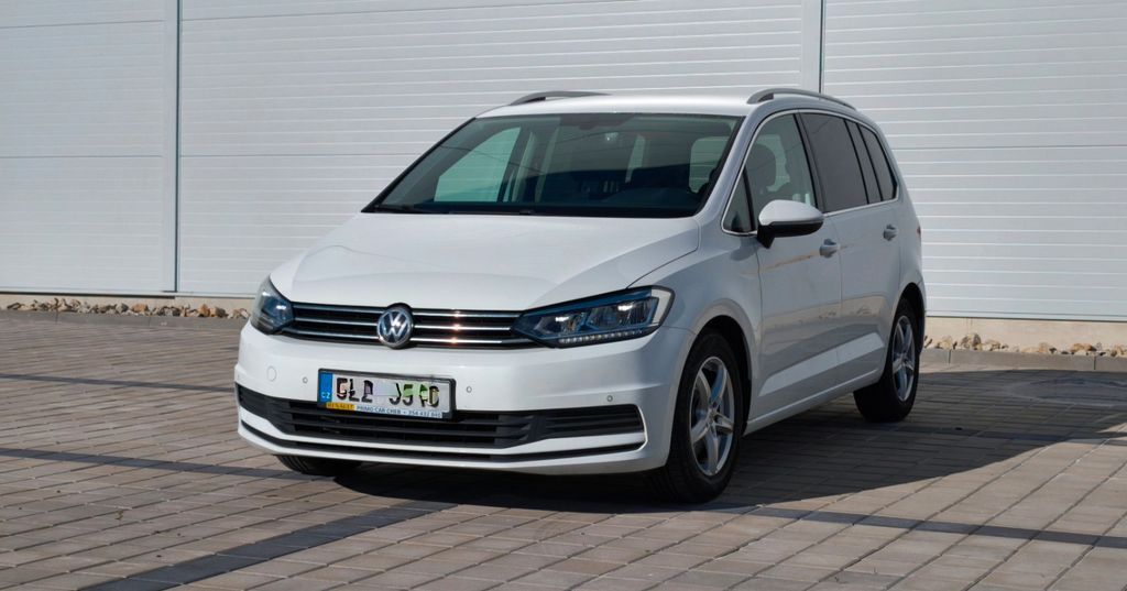 VW Touran 189.999 km 14.100 € Selb 95100