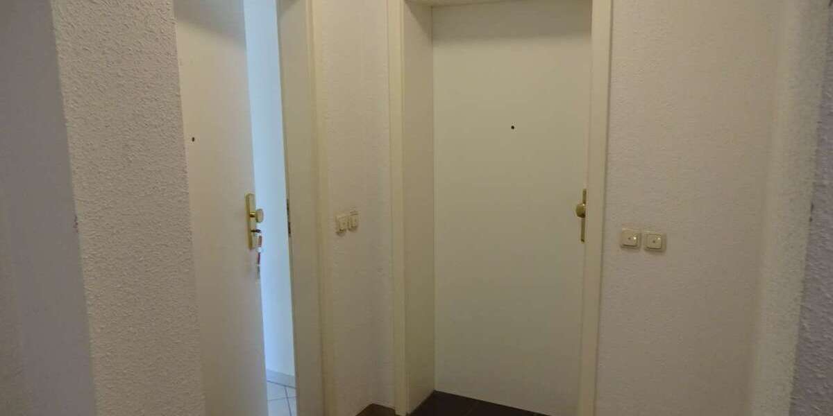 Etagenwohnung Zwickau Marienthal - 1 Zimmer, 37 m&sup2;, 38.000&euro; | Angebot:23982833