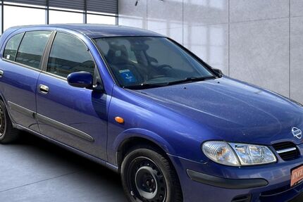 Nissan Almera 151.482 km 1.100 &euro; Erfurt 99086