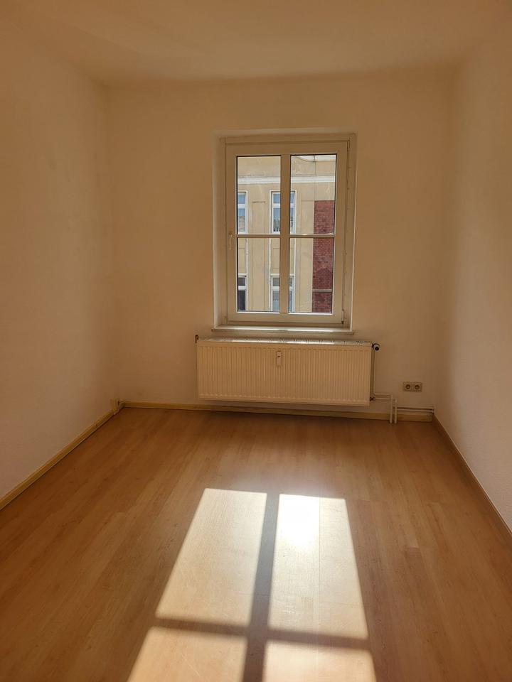 Friesacker Straße 36, 2. Obergeschoss rechts