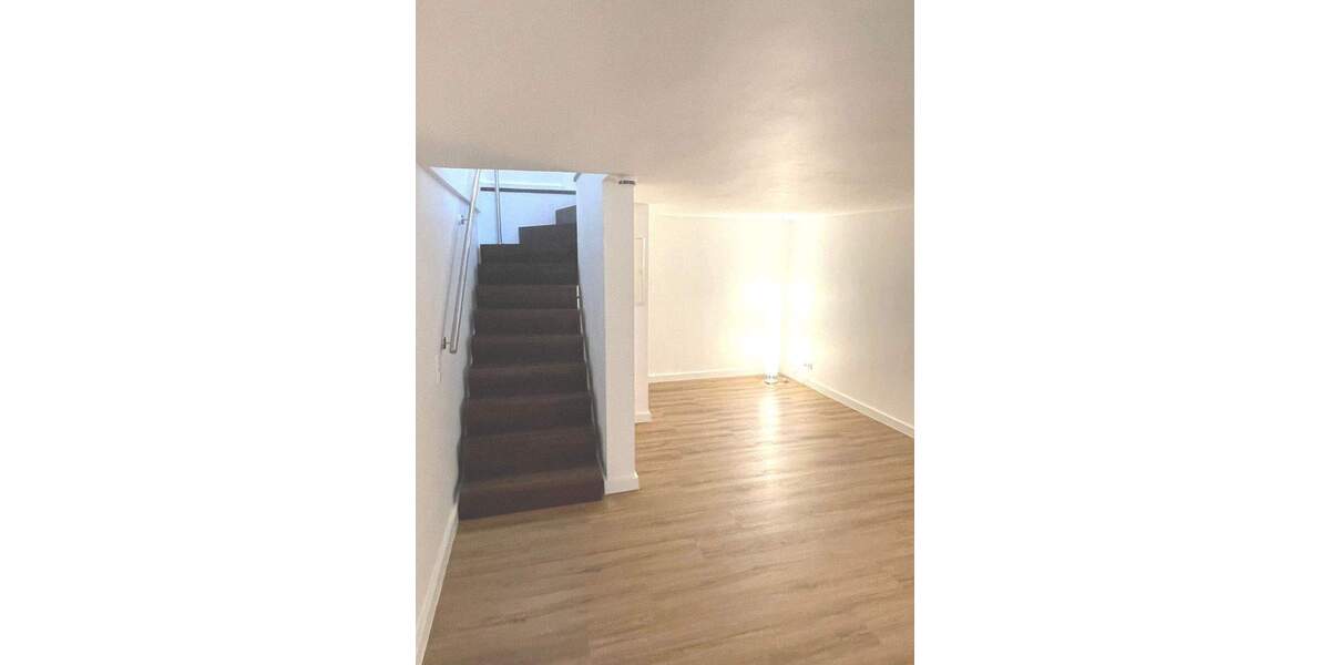 Etagenwohnung Frankfurt am Main Nordend-West - 2 Zimmer, 67 m&sup2;, 1.400&euro; | Angebot:26017111