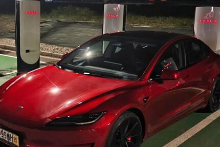 Tesla Model 3 23.800 km 49.800 &euro; Kraków 30-63