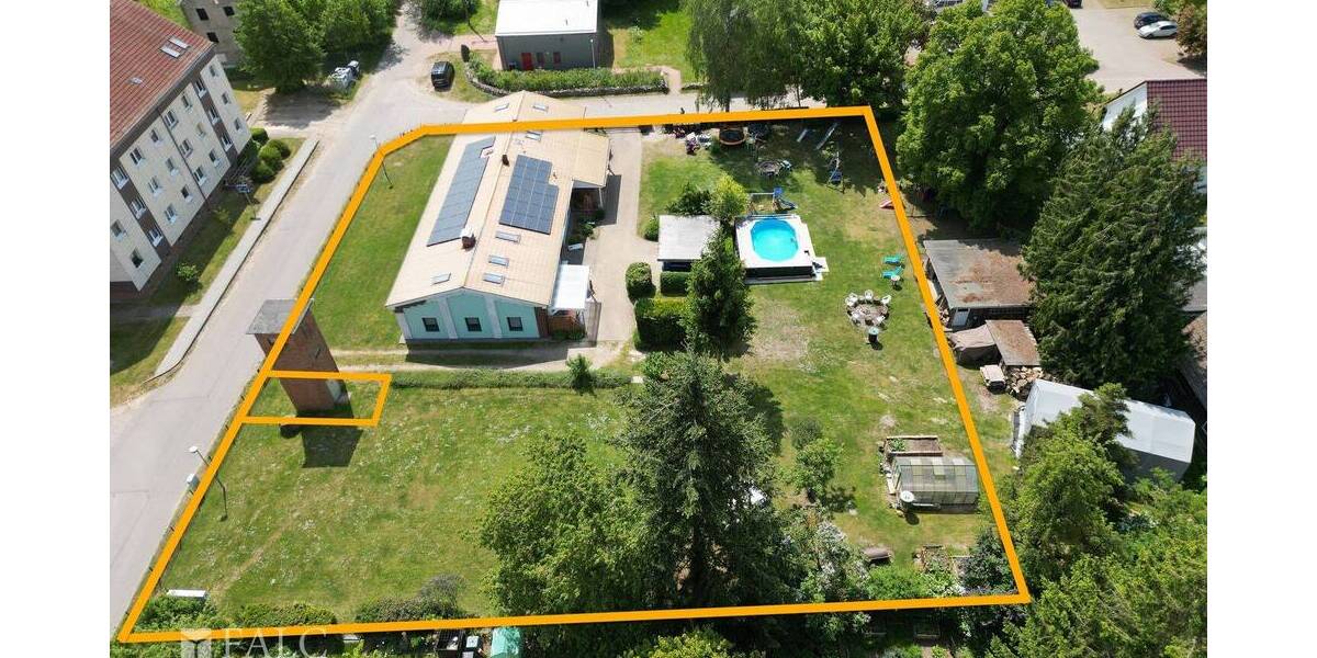 Einfamilienhaus Ankershagen Friedrichsfelde - 9 Zimmer, 256 m&sup2;, 420.000&euro; | Angebot:25668634