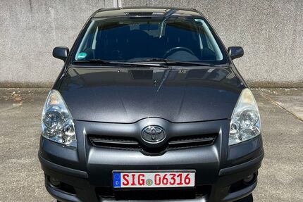 Toyota Corolla Verso 198.090 km 3.999 &euro; Mengen 88512