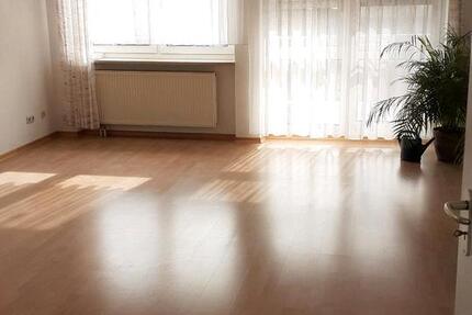 Wohnung Bibertal - 2 Zimmer, 82 m&sup2;, 900&euro; | Angebot:25233694