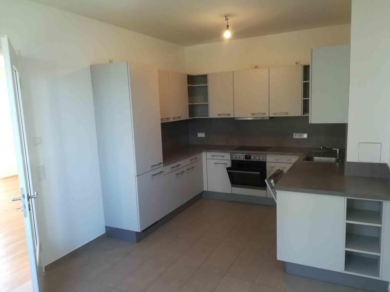 Traumhafte großzügige 5 Zi. Wohnung mit großer Terrasse und Gartenanteil 5 zimmer