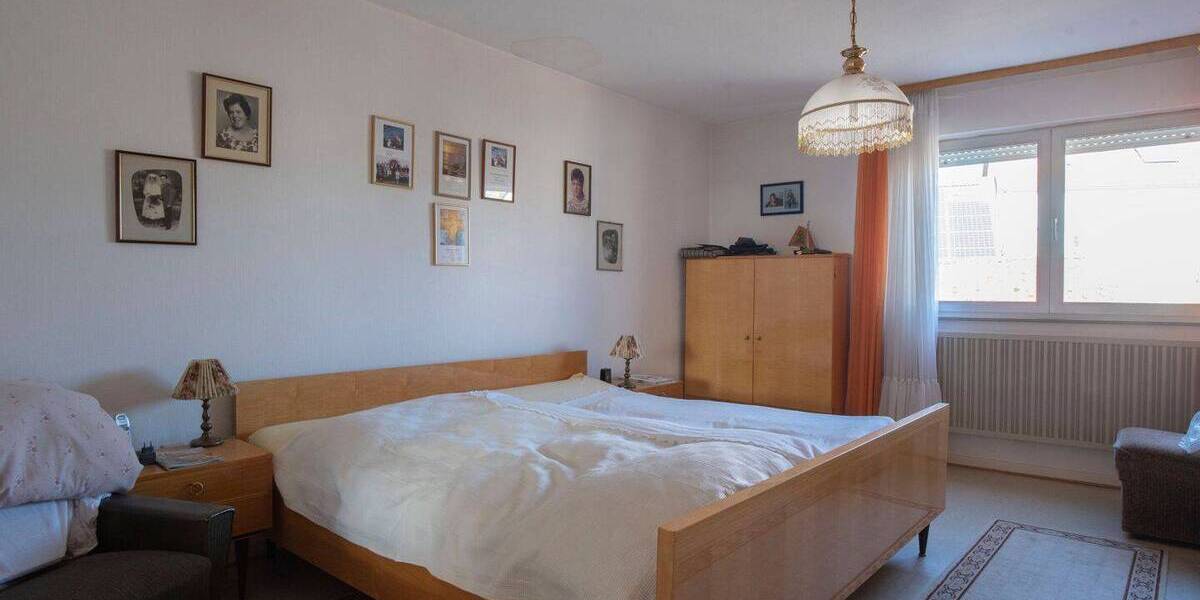 Einfamilienhaus Hungen Villingen - 7 Zimmer, 135 m&sup2;, 245.000&euro; | Angebot:26359752