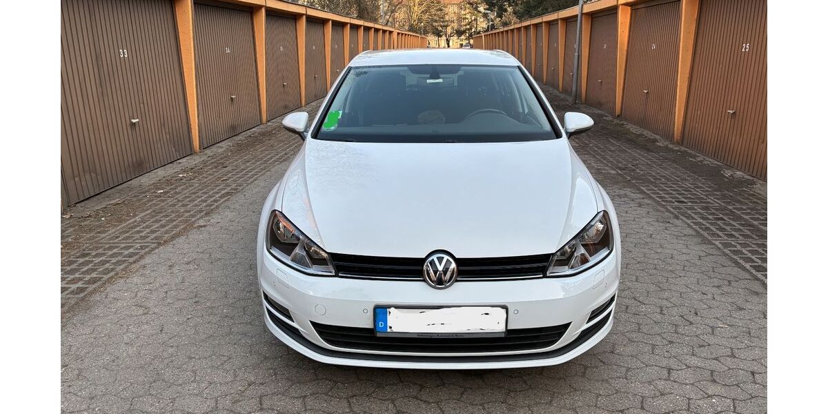 VW Golf 99.000 km 11.450 &euro; Berlin 13359