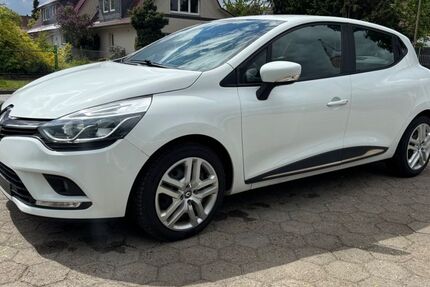 Renault Clio 140.000 km 7.000 &euro; Stelle 21435