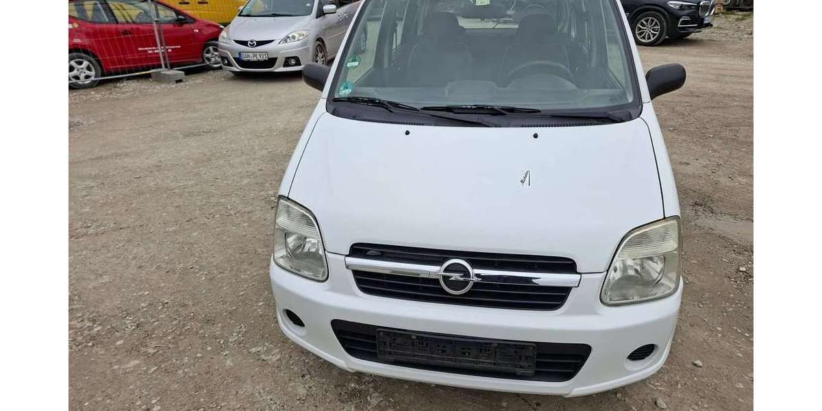 Opel Agila 129.000 km 590 &euro; München 81829