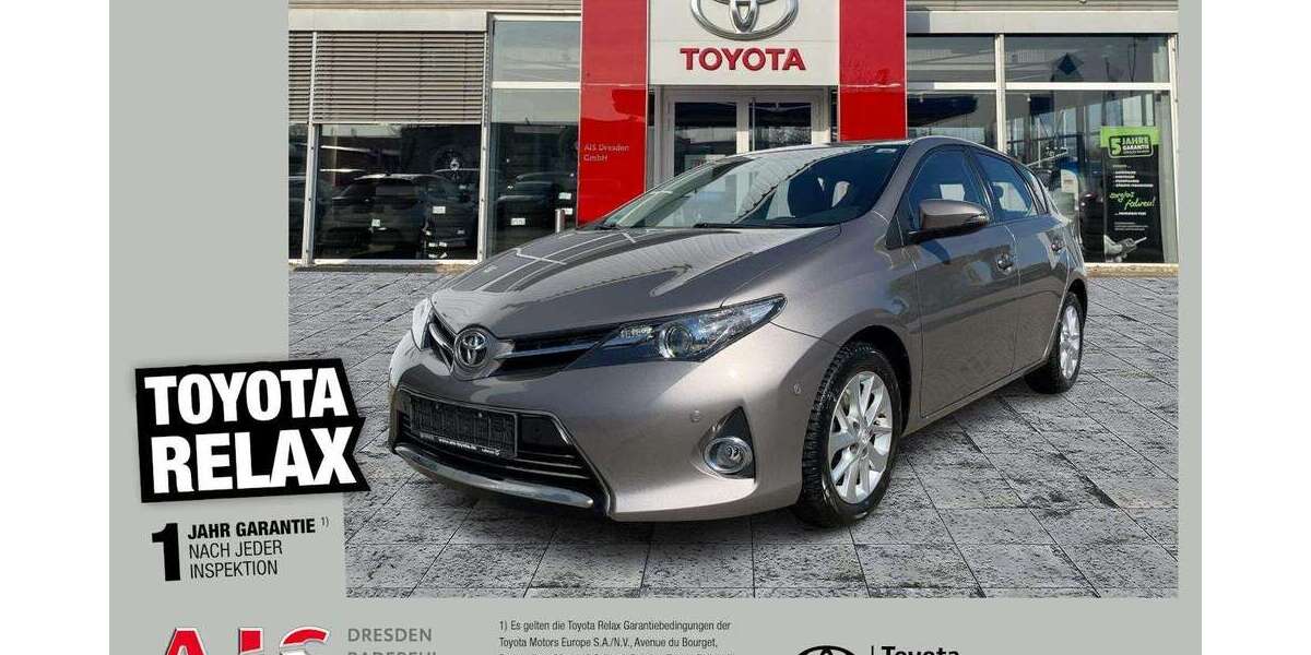 Toyota Auris 91.300 km 10.490 &euro; Dresden 01139