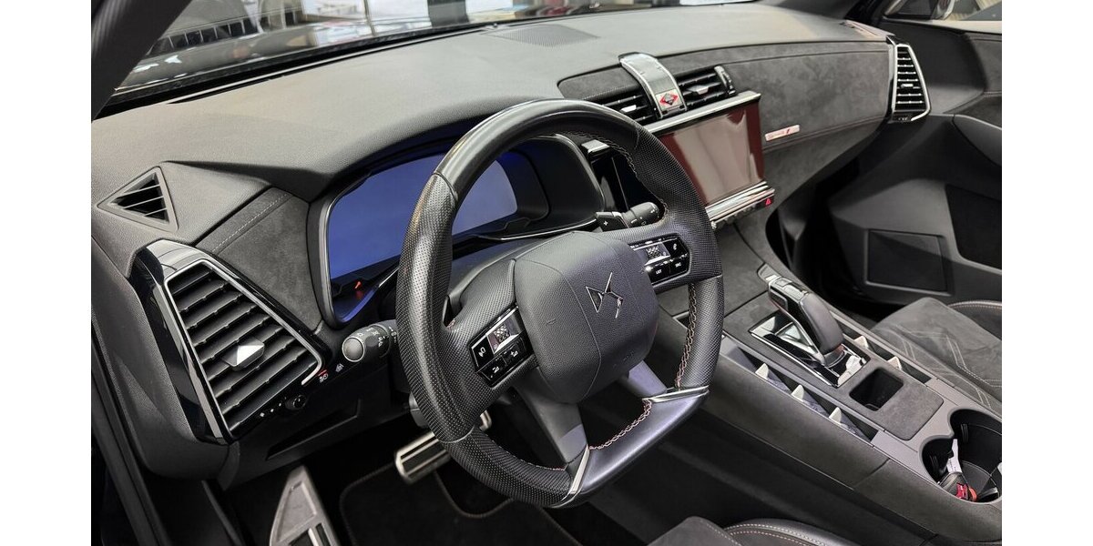 DS Automobiles DS7 Crossback 300 4x4 Performance Line 1.Hand 133.100 km 17.980 &euro; Lich 35423