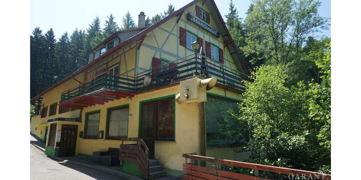 Einfamilienhaus Epfendorf - 12 Zimmer, 250 m&sup2;, 595.000&euro; | Angebot:27130636