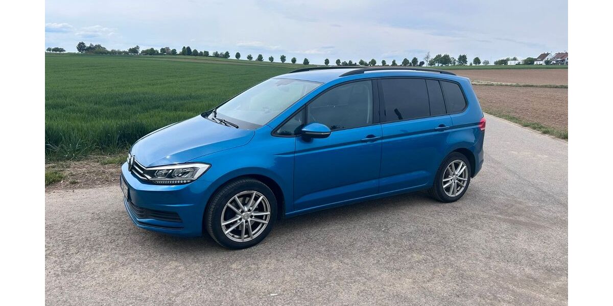 VW Touran 157.000 km 13.200 &euro; Winnenden 71364