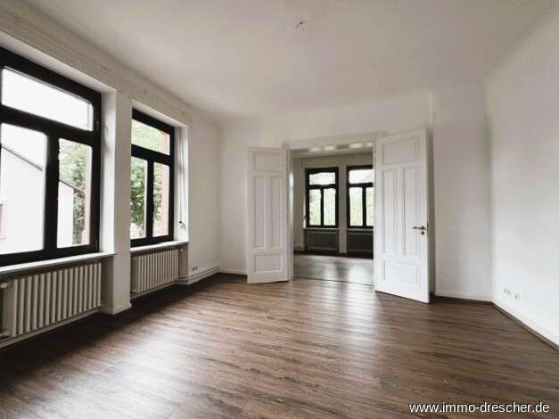 Etagenwohnung Saarbrücken St. Arnual - 4 Zimmer, 100 m&sup2;, 1.100&euro; | Angebot:26864543