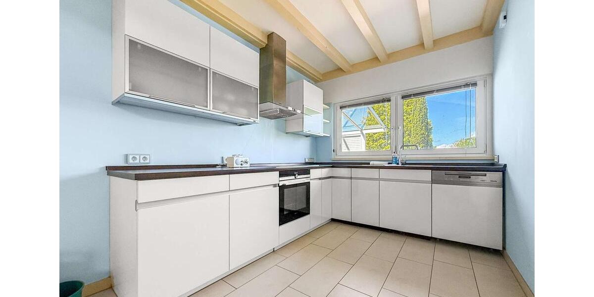 Doppelhaushälfte Heide - 4 Zimmer, 150 m&sup2;, 1.865&euro; | Angebot:25169953